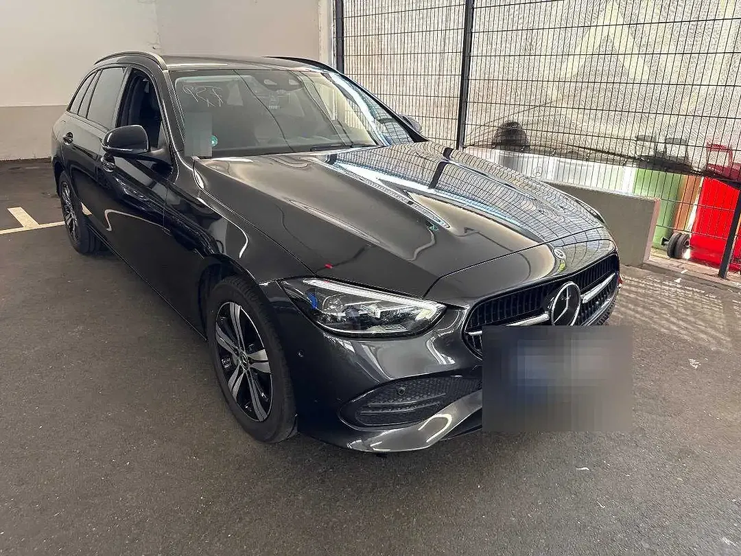 Mercedes-Benz C 300 Night - Thumbnail 2