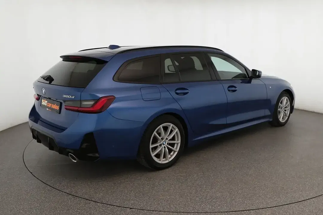 BMW 320 xDrive M Sport - Thumbnail 5
