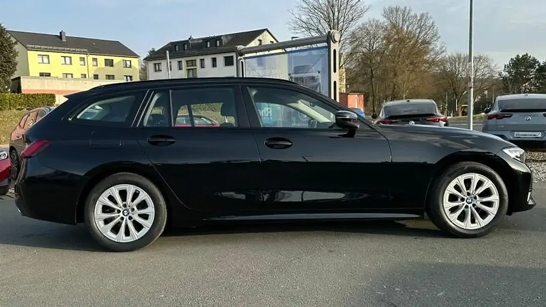BMW 318 Touring - Thumbnail 6