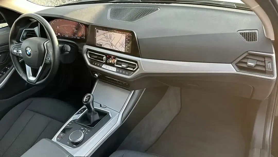 BMW 318 Touring - foto 8