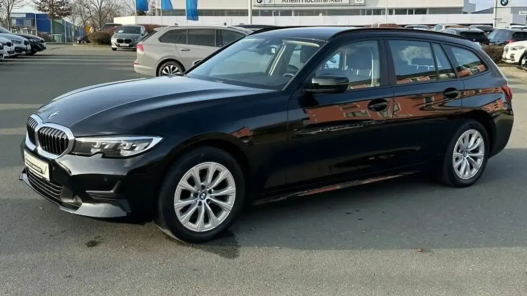 BMW 318 Touring - foto 2