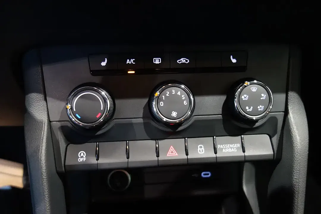 Skoda Karoq TSI - Thumbnail 11