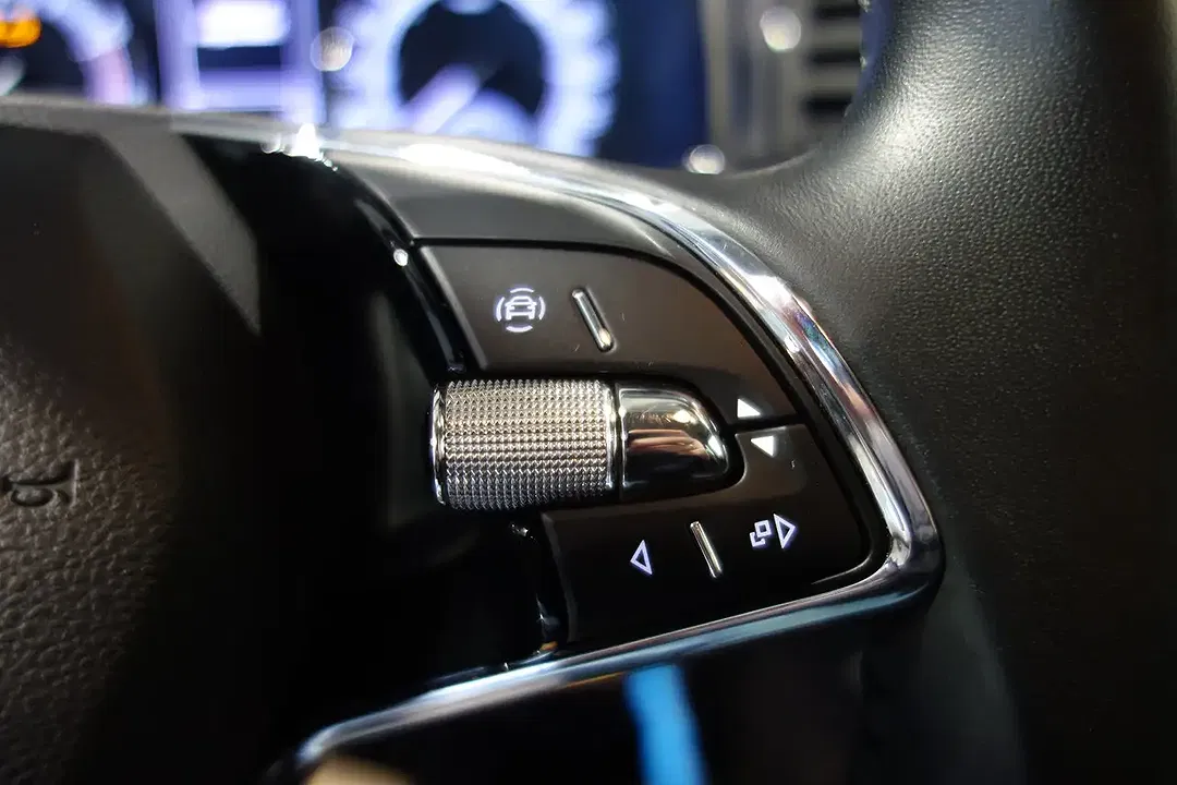 Skoda Karoq TSI - Thumbnail 13