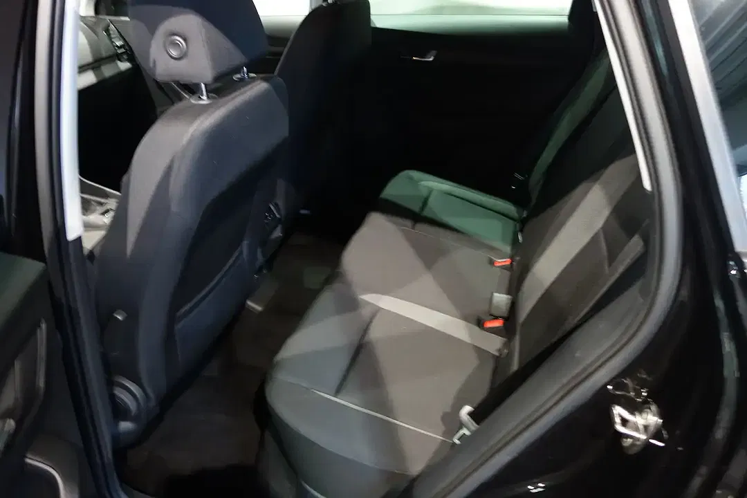Skoda Karoq TSI - Thumbnail 4