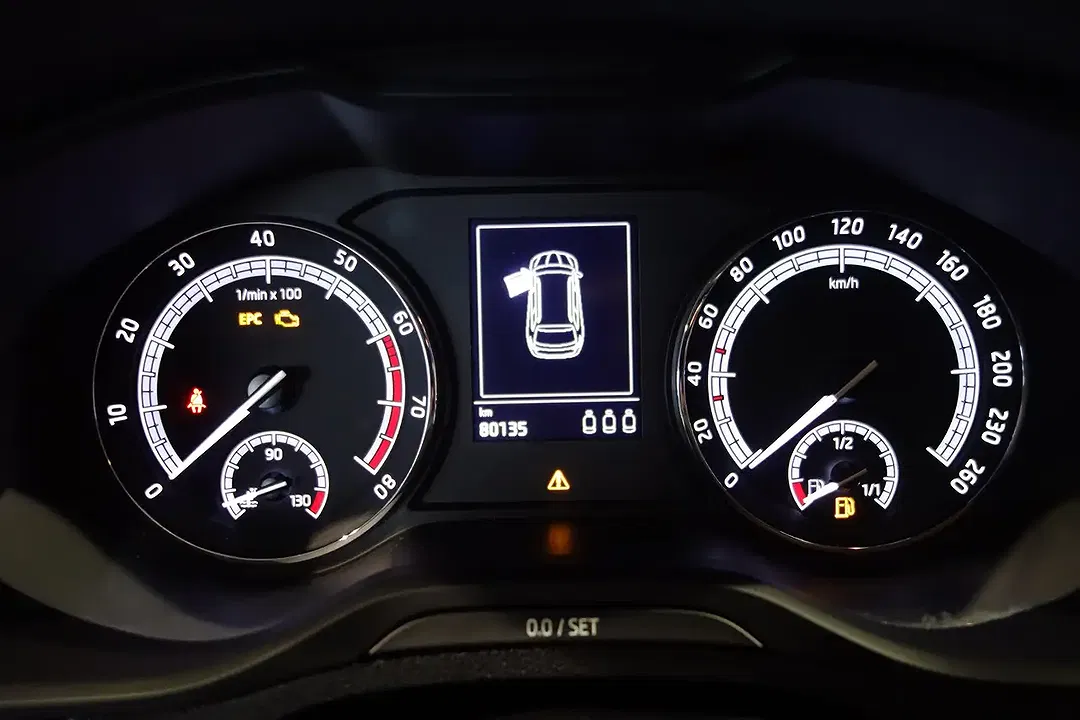 Skoda Karoq TSI - Thumbnail 7