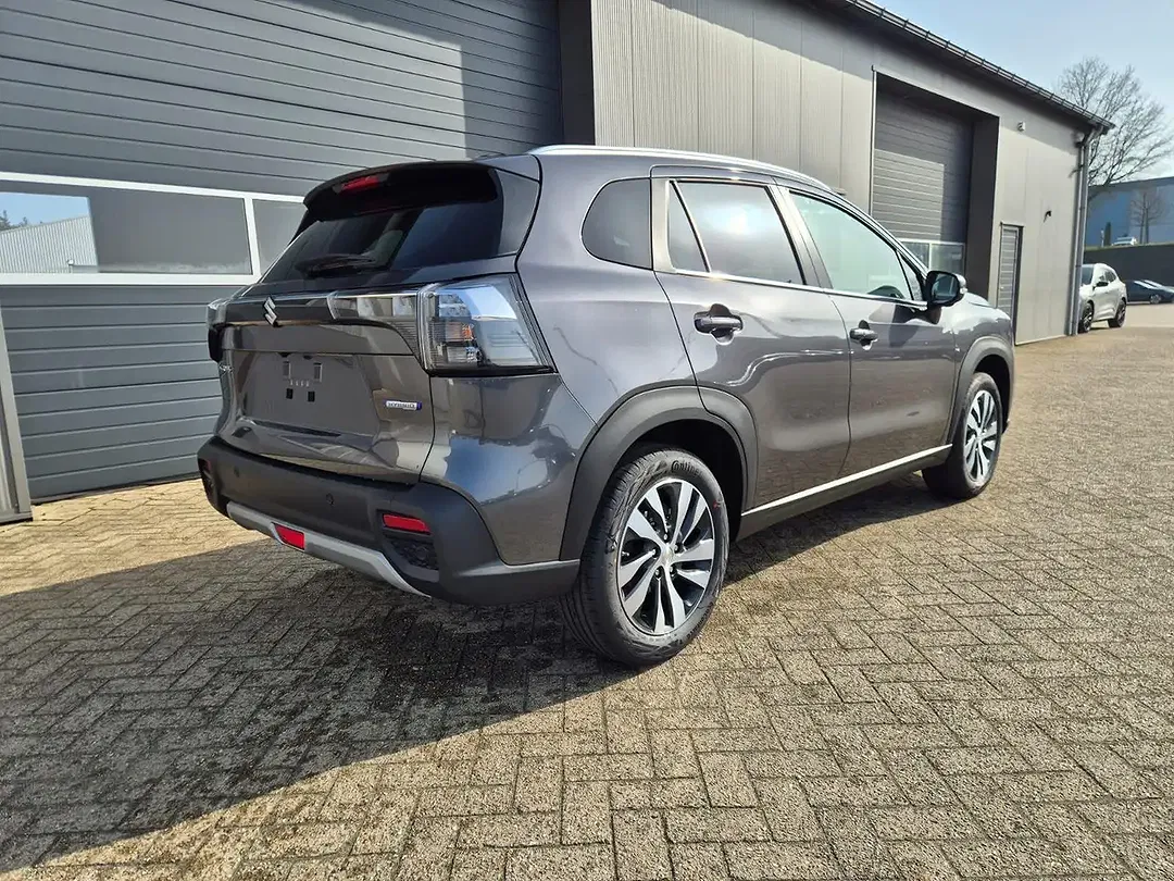 Suzuki S-Cross MHEV 1.4 BOOSTERJET AllGrip 4x4 Comfort+ - Thumbnail 4