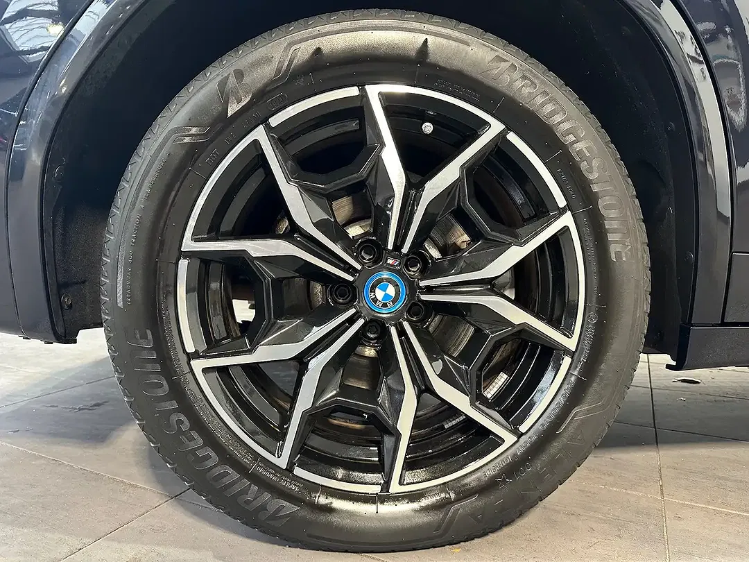 BMW X3 xDrive M Sport - Thumbnail 3