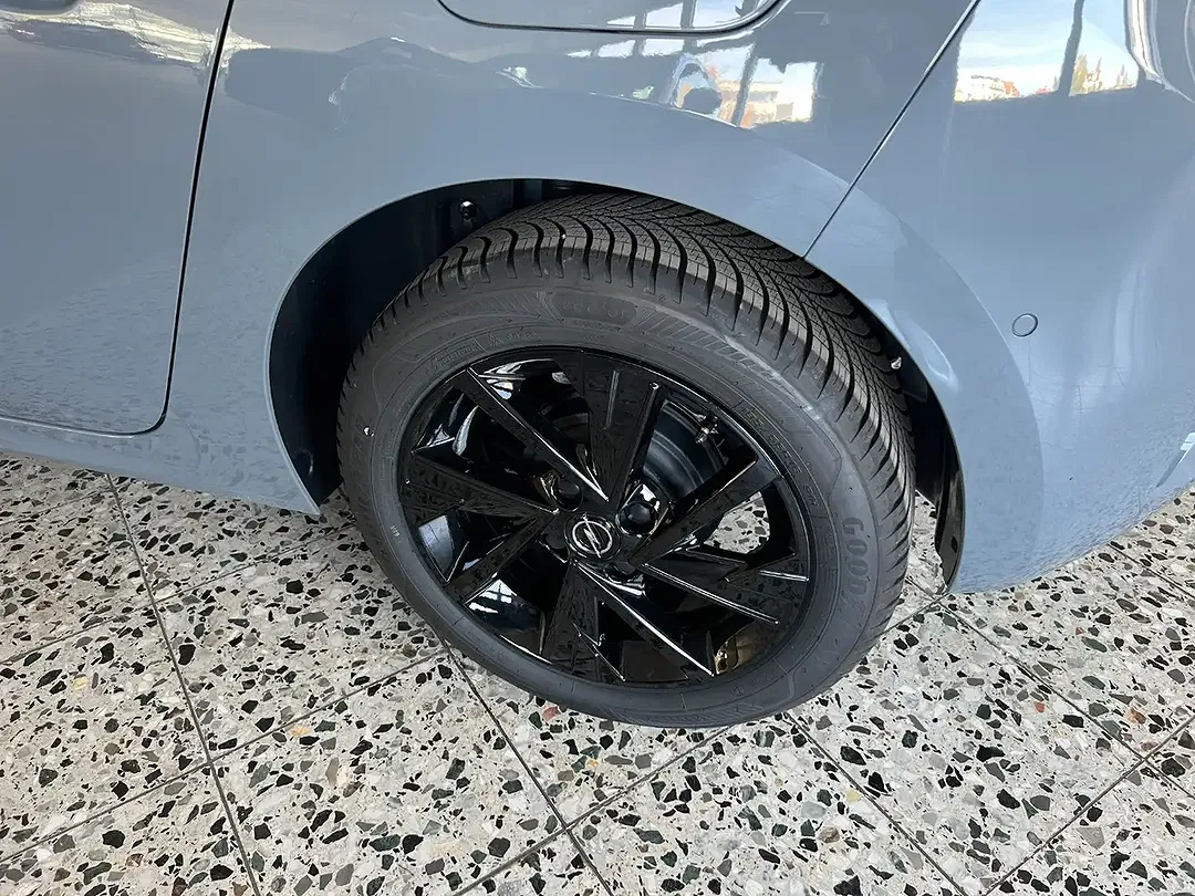 Opel Corsa Hybrid Edition - Thumbnail 6