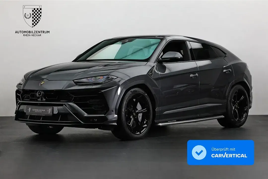 Lamborghini Urus - foto 1