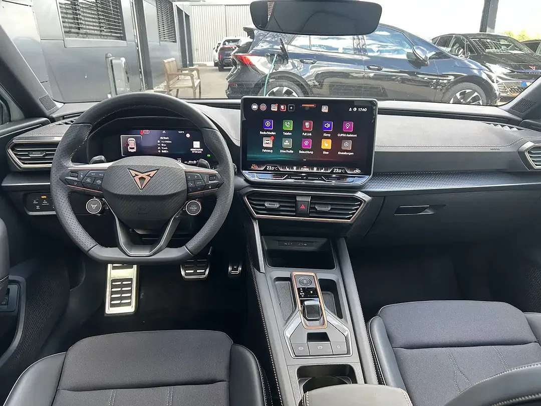 CUPRA Leon 1.5 eTSI DSG Sportstourer - Thumbnail 12
