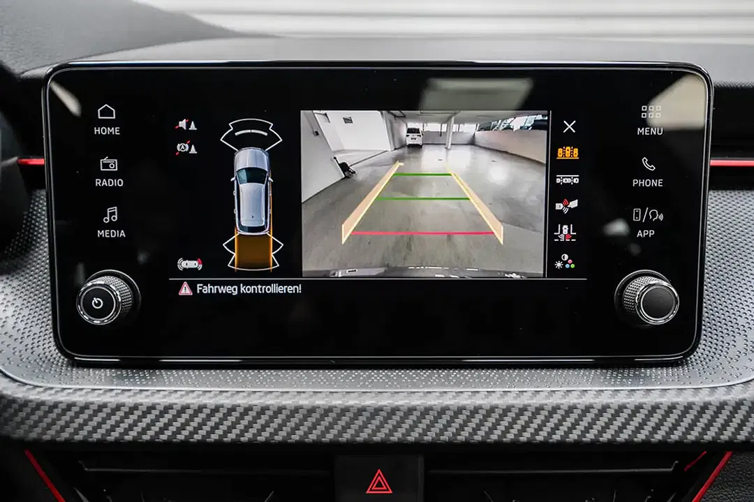 Skoda Kamiq 1.0 TSI Monte Carlo - Thumbnail 13