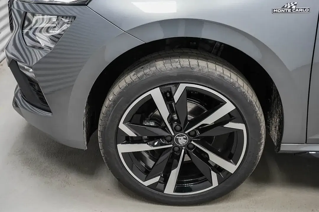 Skoda Kamiq 1.0 TSI Monte Carlo - Thumbnail 5