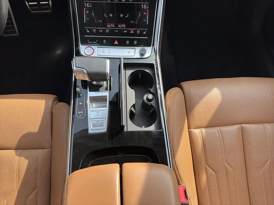 Audi S8 4.0 TFSI quattro - Thumbnail 7