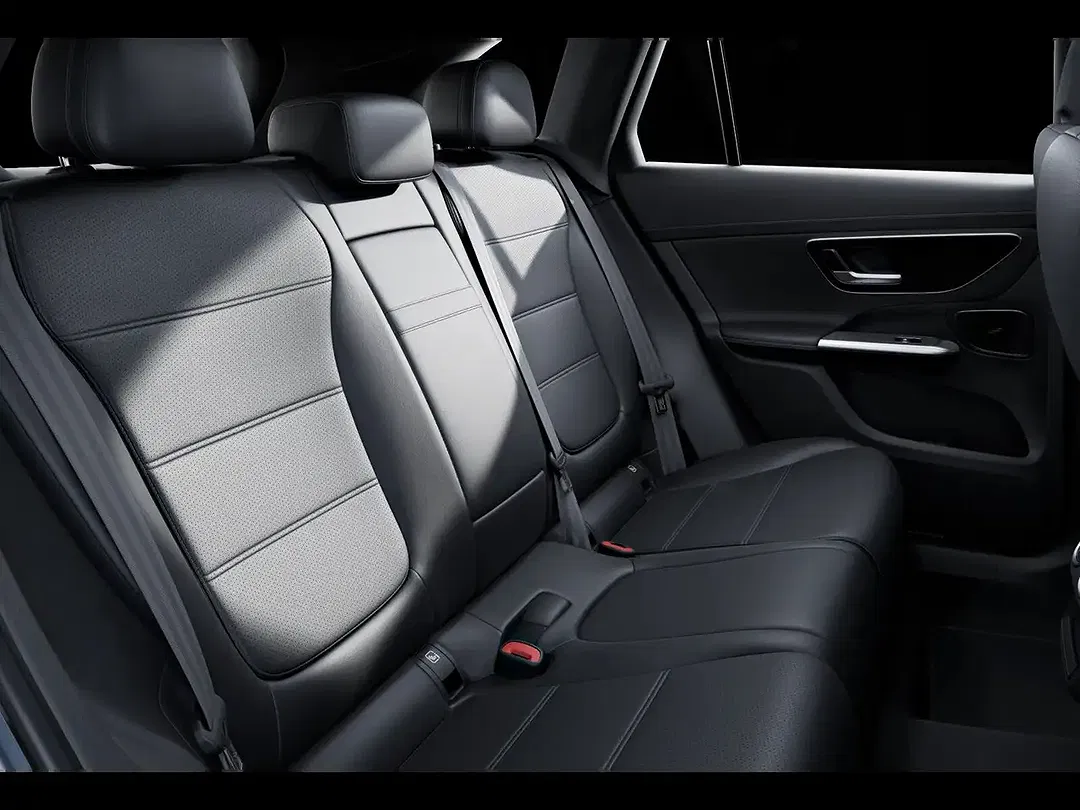 Mercedes-Benz GLC 220 4MATIC AMG Line - Thumbnail 11