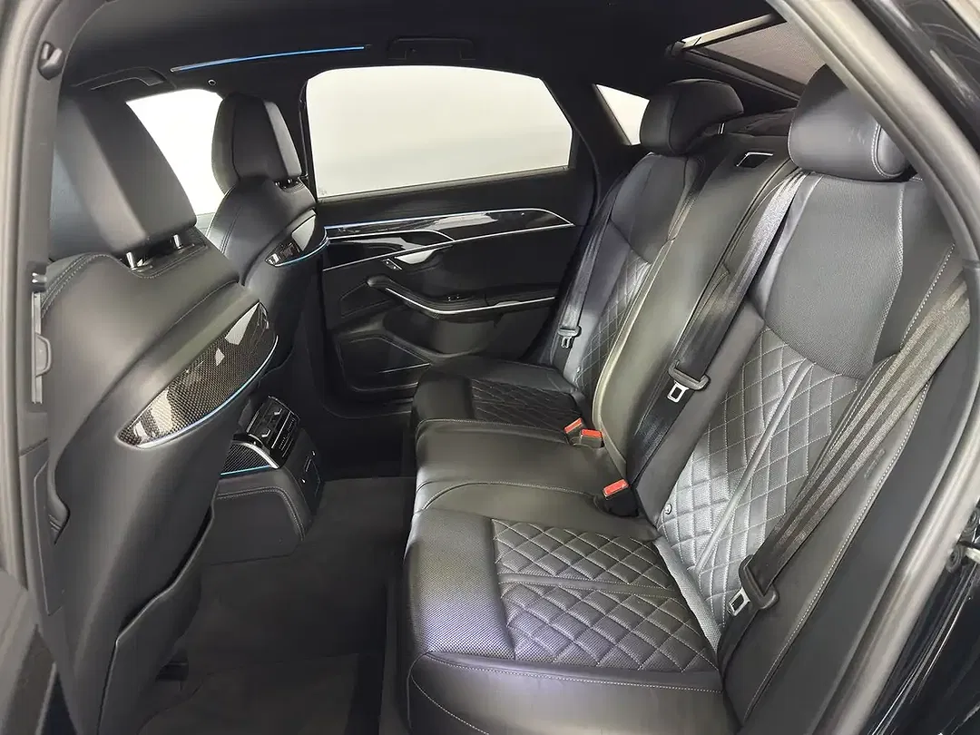 Audi S8 TFSI quattro - foto 15