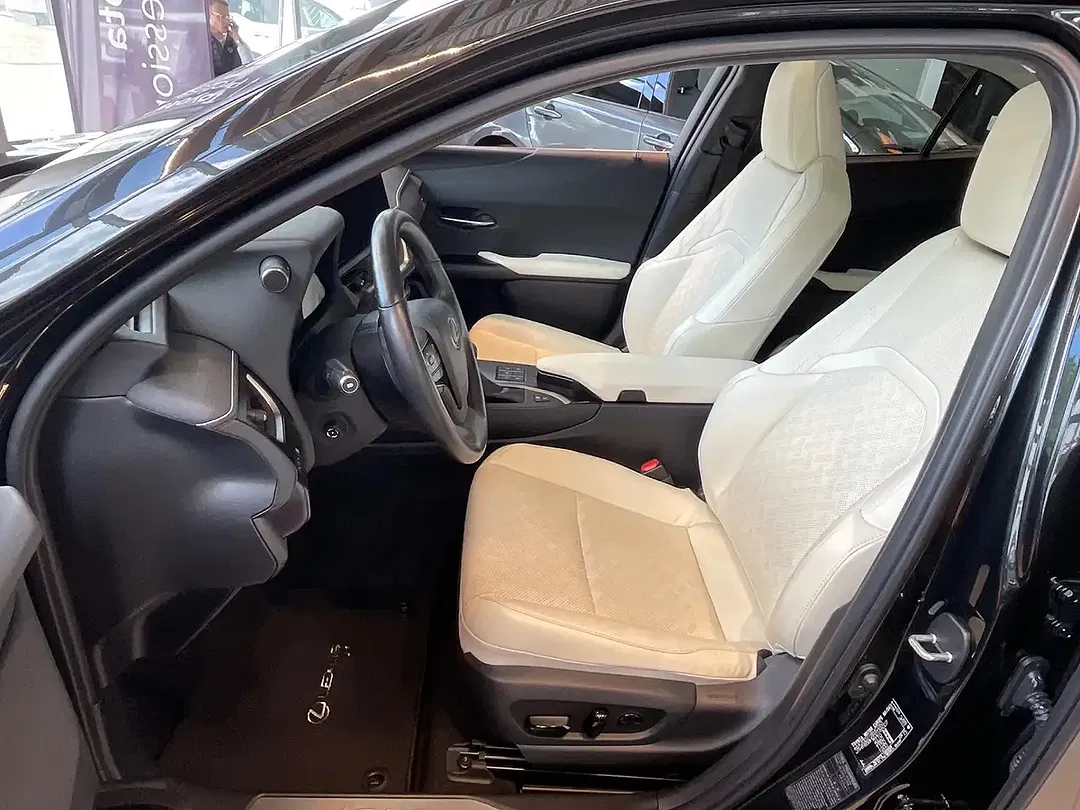 Lexus UX 250h Luxury Line - Thumbnail 15