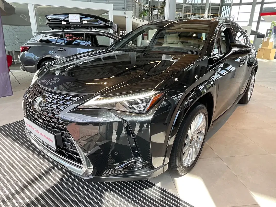Lexus UX 250h Luxury Line - Afbeelding 1