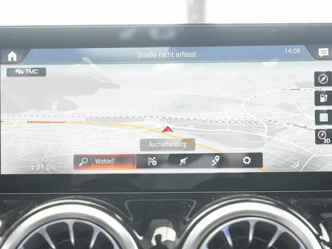 Mercedes-Benz EQA 250 AMG Night - Thumbnail 13