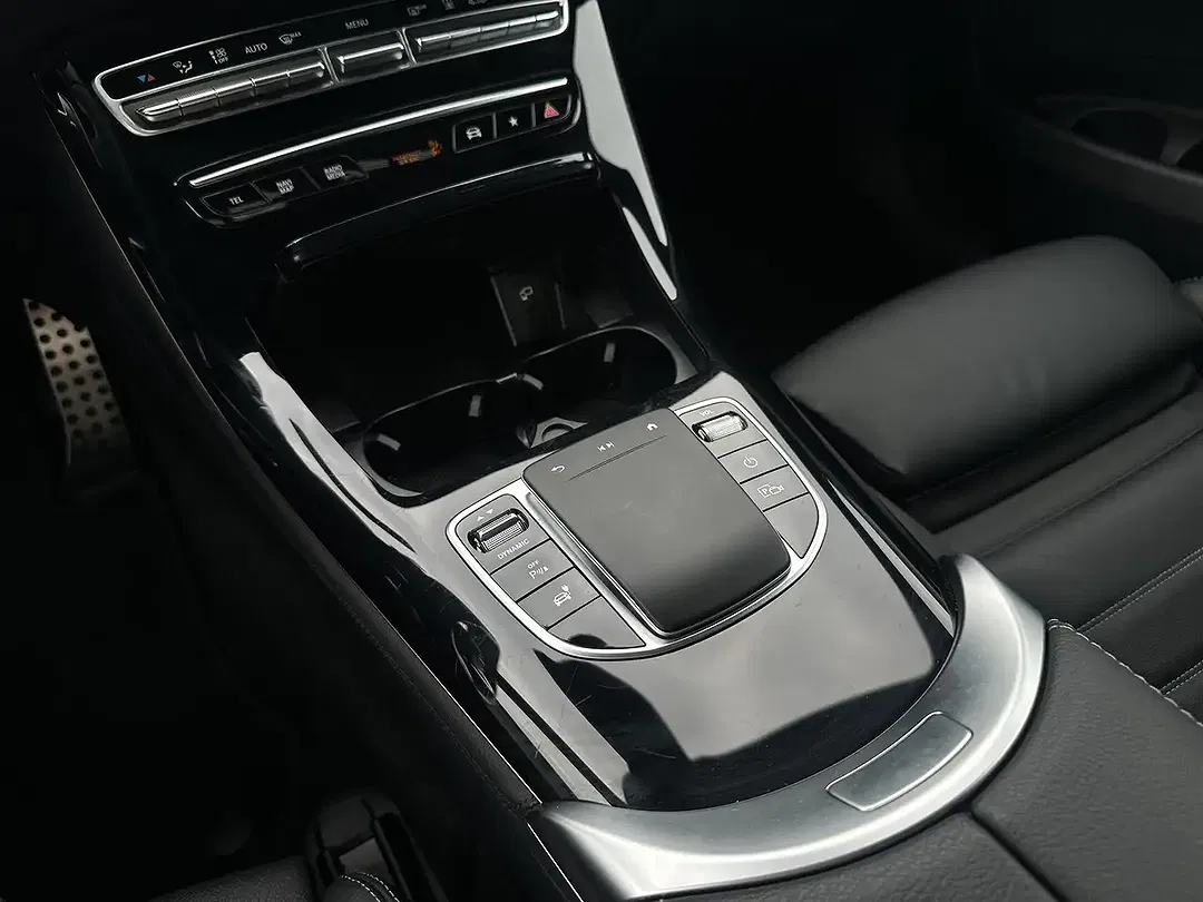 Mercedes-Benz EQC 400 4MATIC AMG Line - Thumbnail 14