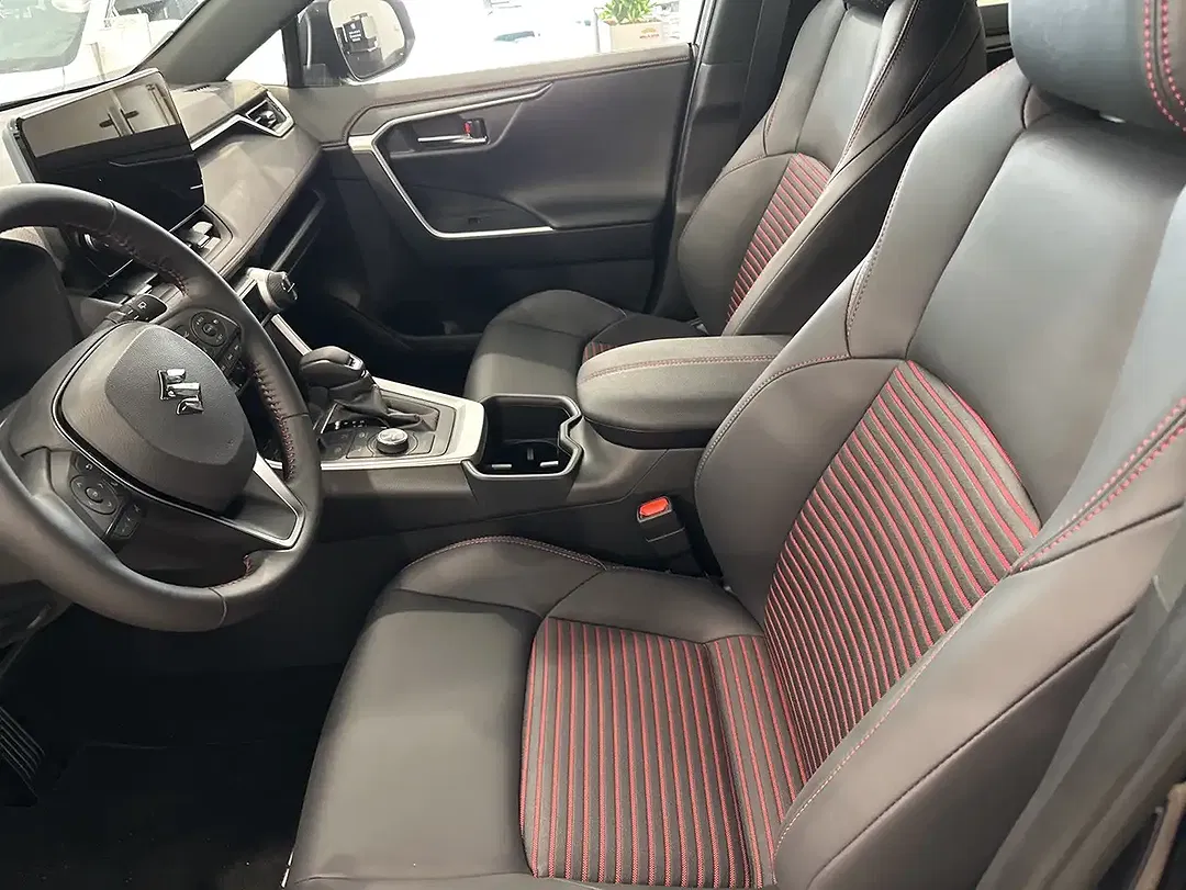Suzuki Across Hybrid Comfort+ - Thumbnail 9