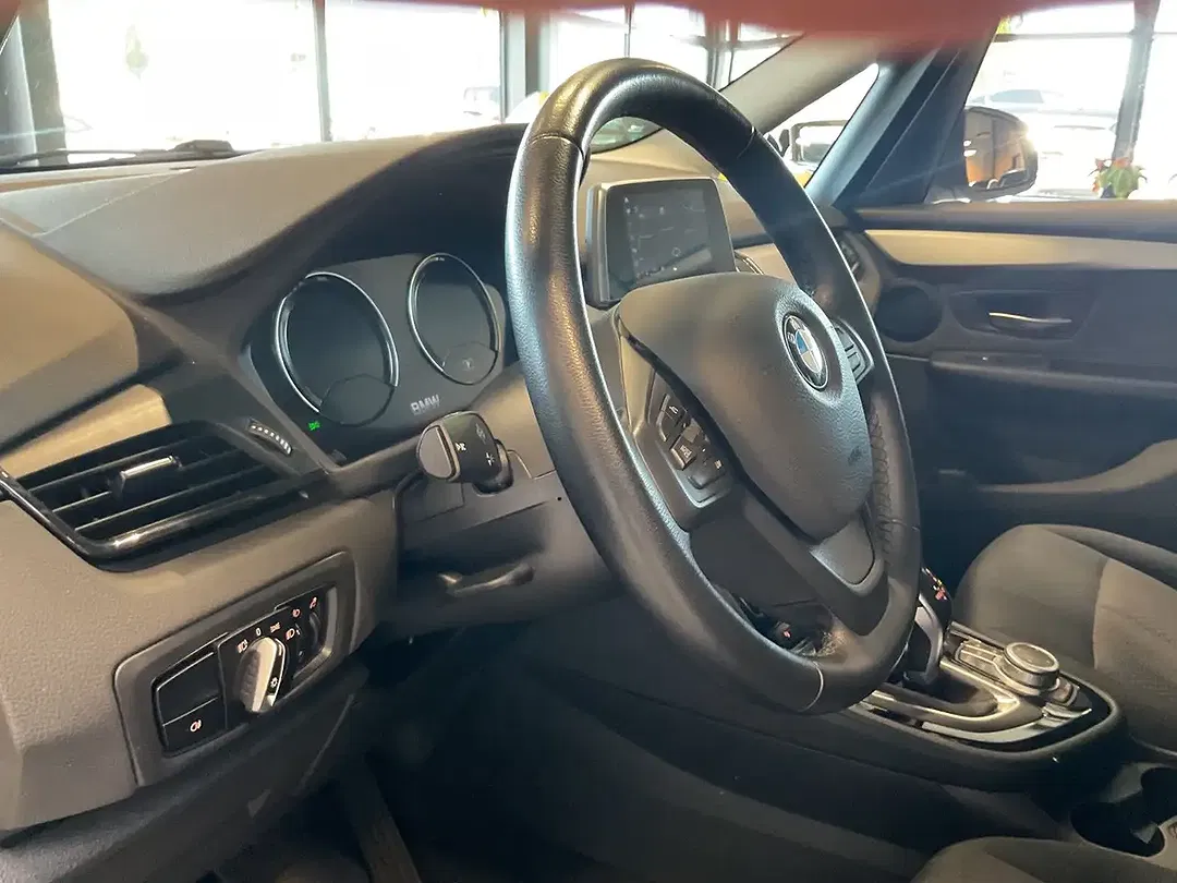 BMW 218 Advantage - Thumbnail 5