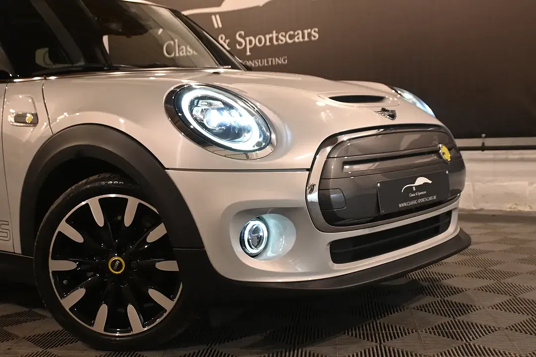 MINI Cooper SE - Thumbnail 3