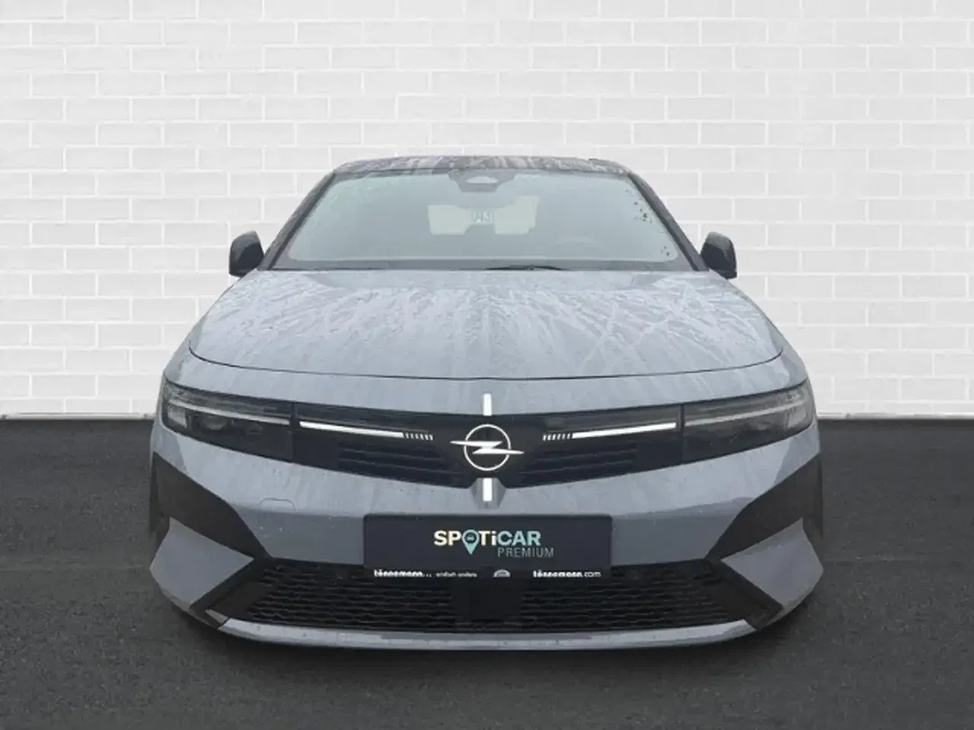Opel Astra Hybrid Ultimate - Afbeelding 1