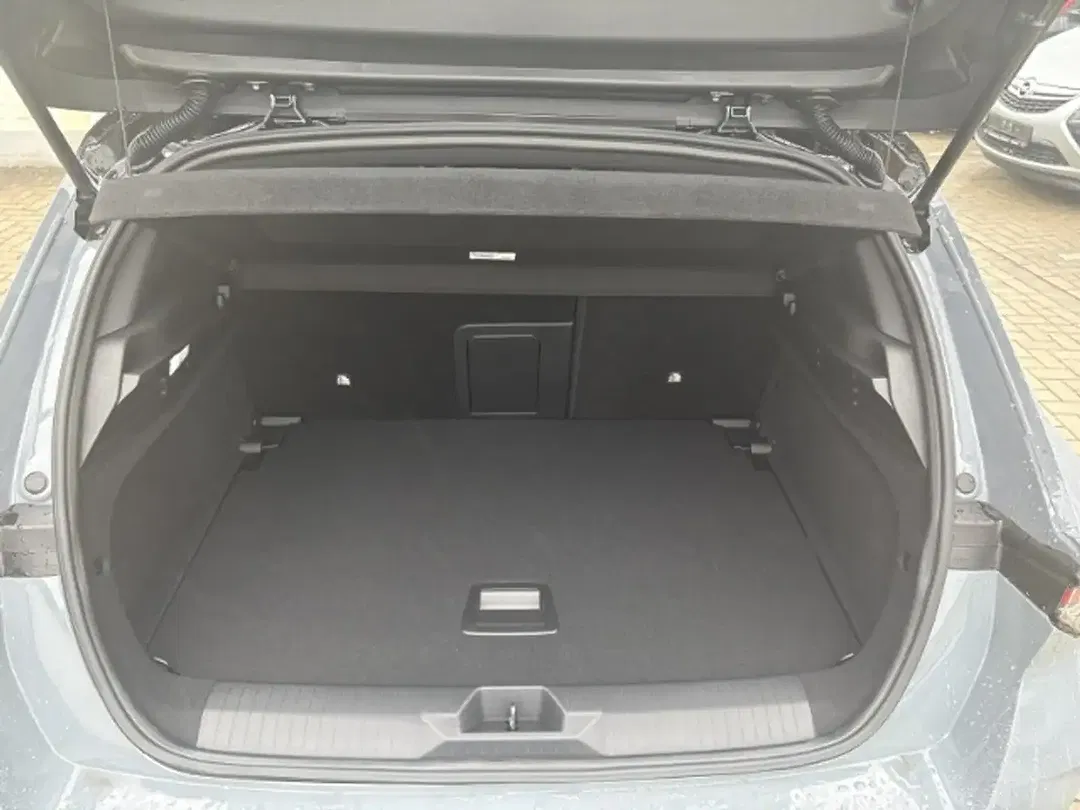 Opel Astra Hybrid Ultimate - Thumbnail 7