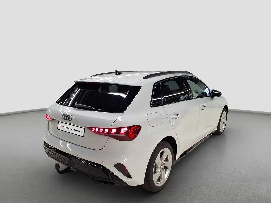 Audi A3 45 TFSI e Sportback S line - Thumbnail 2
