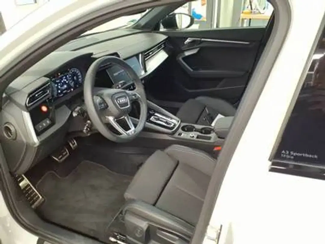 Audi A3 45 TFSI e Sportback S line - Thumbnail 4
