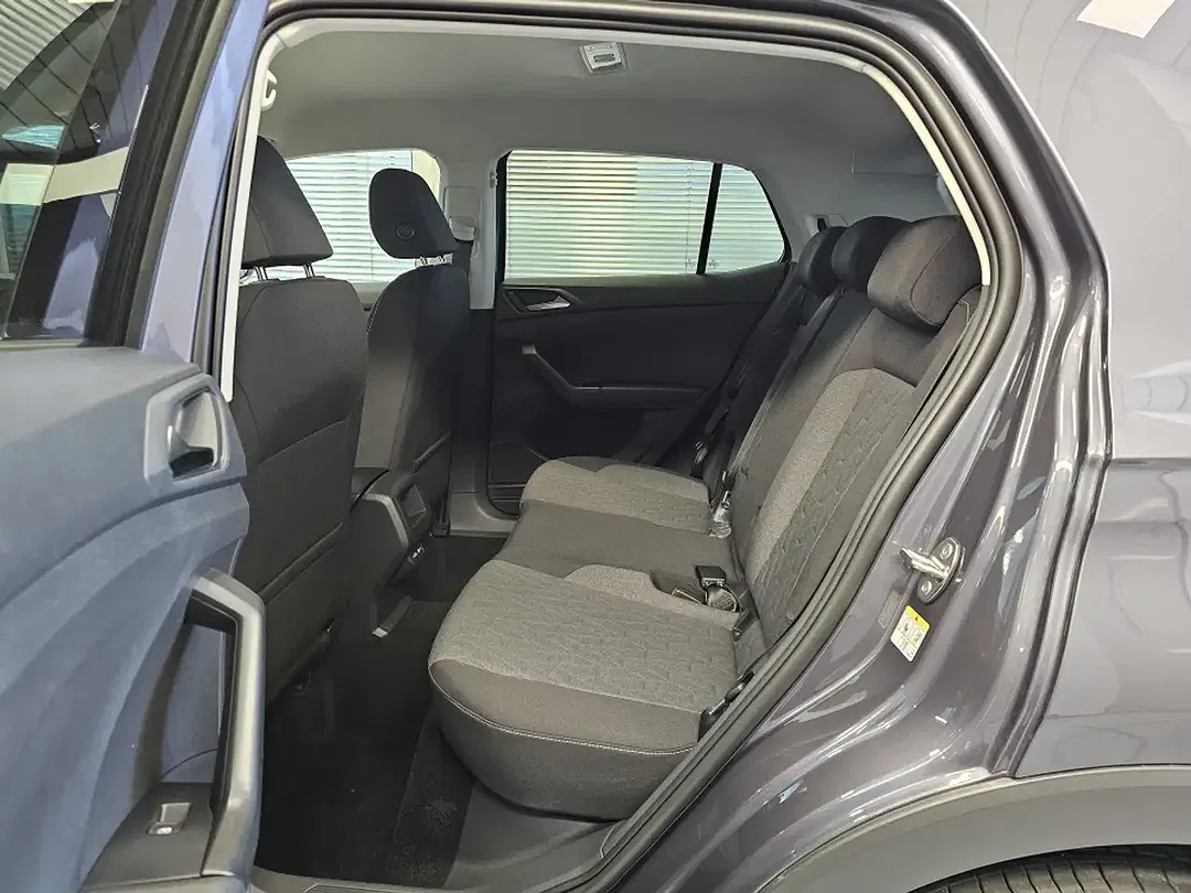 Volkswagen T-Cross Life - Thumbnail 7