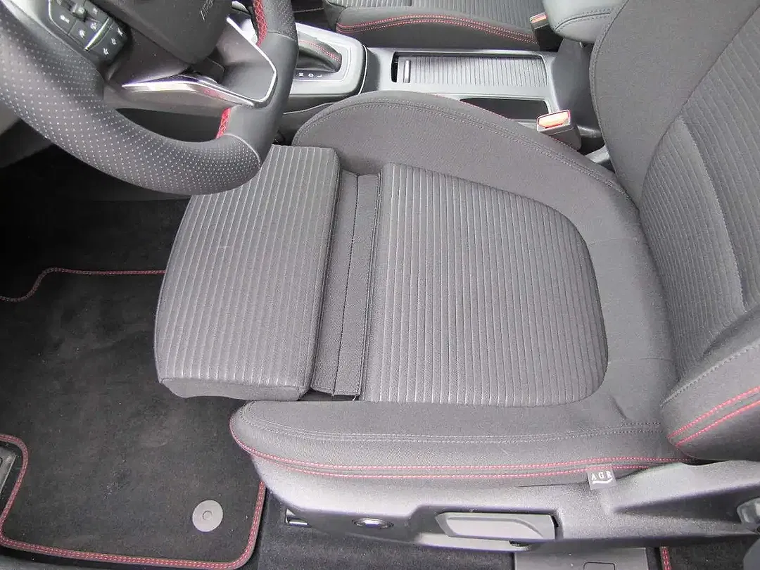 Ford Focus ST-Line X - Thumbnail 10