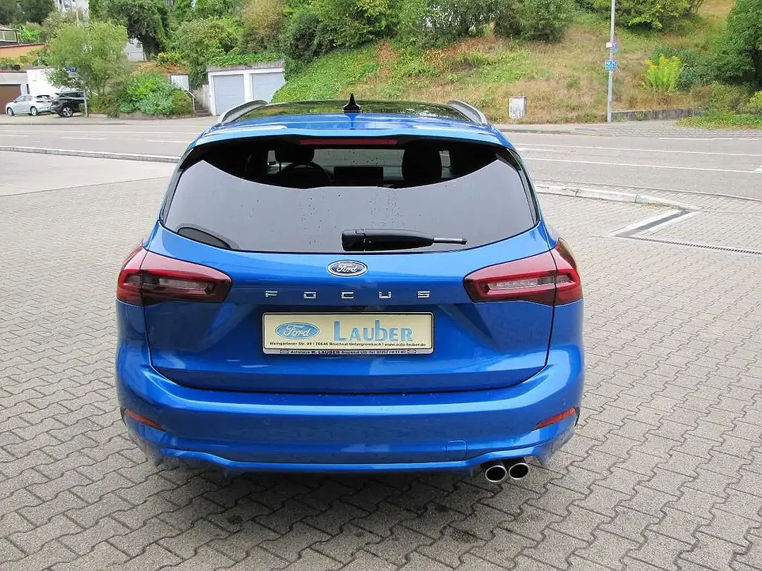 Ford Focus ST-Line X - Thumbnail 5