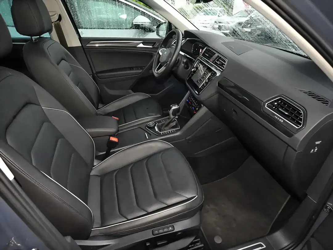 Volkswagen Tiguan 2.0 TDI 4Motion Elegance - Thumbnail 9