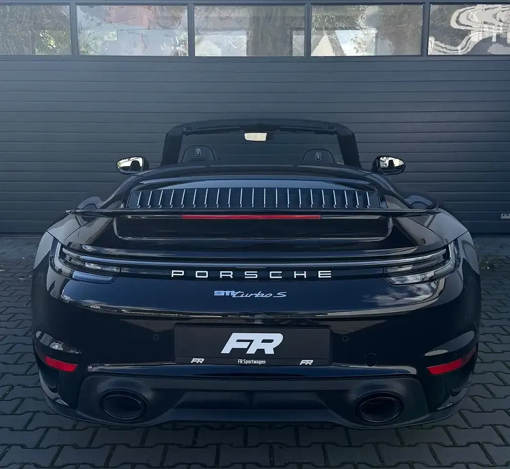 Porsche 992 Turbo S Cabriolet - Thumbnail 9