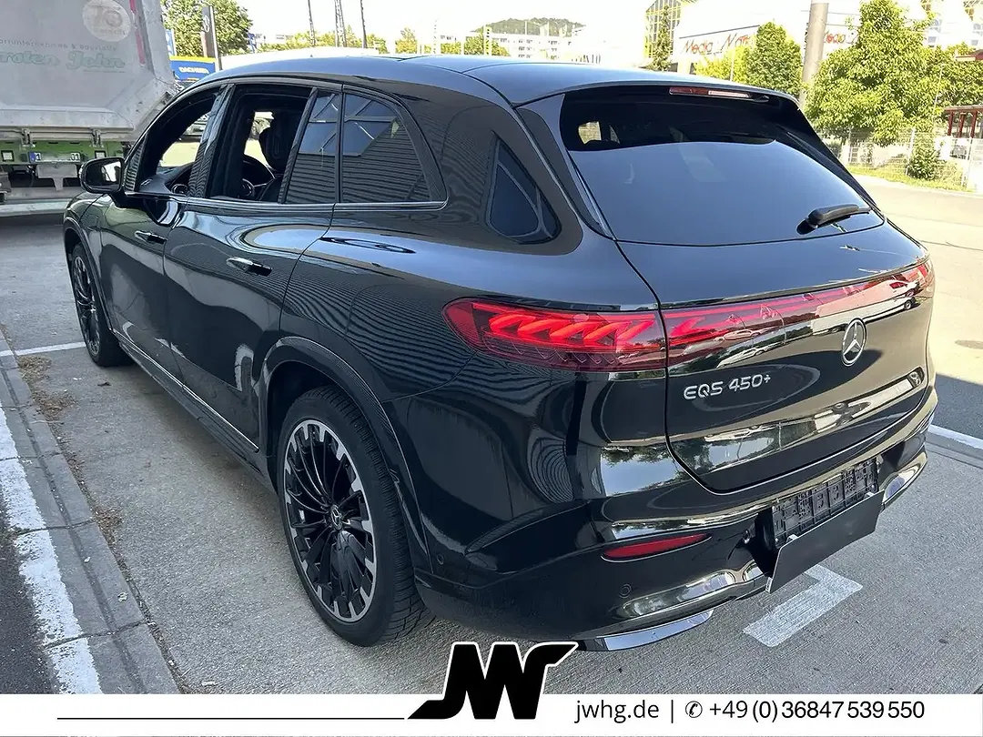 Mercedes-Benz EQS SUV 450 AMG - Thumbnail 14