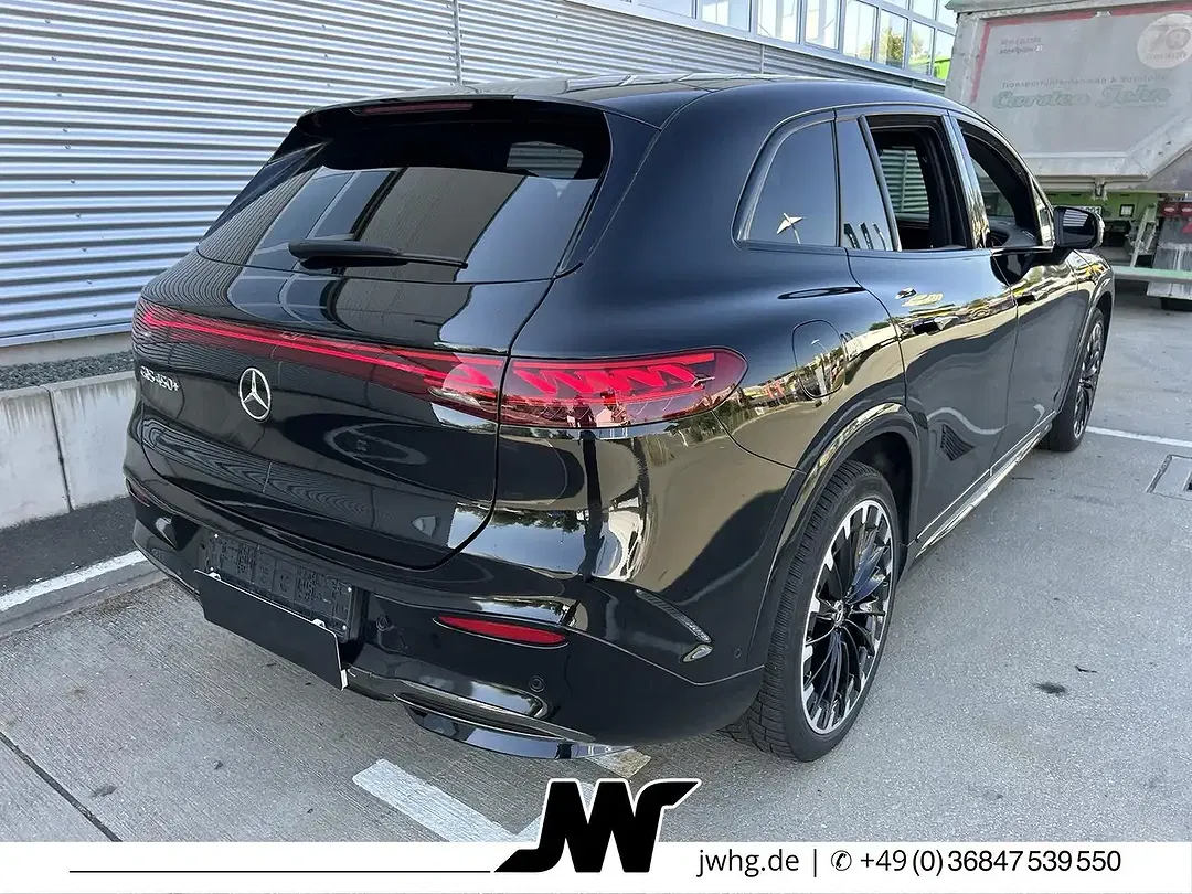 Mercedes-Benz EQS SUV 450 AMG - Thumbnail 5