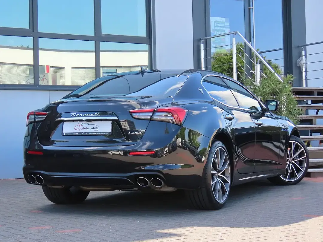 Maserati Ghibli MHEV GT - Thumbnail 6