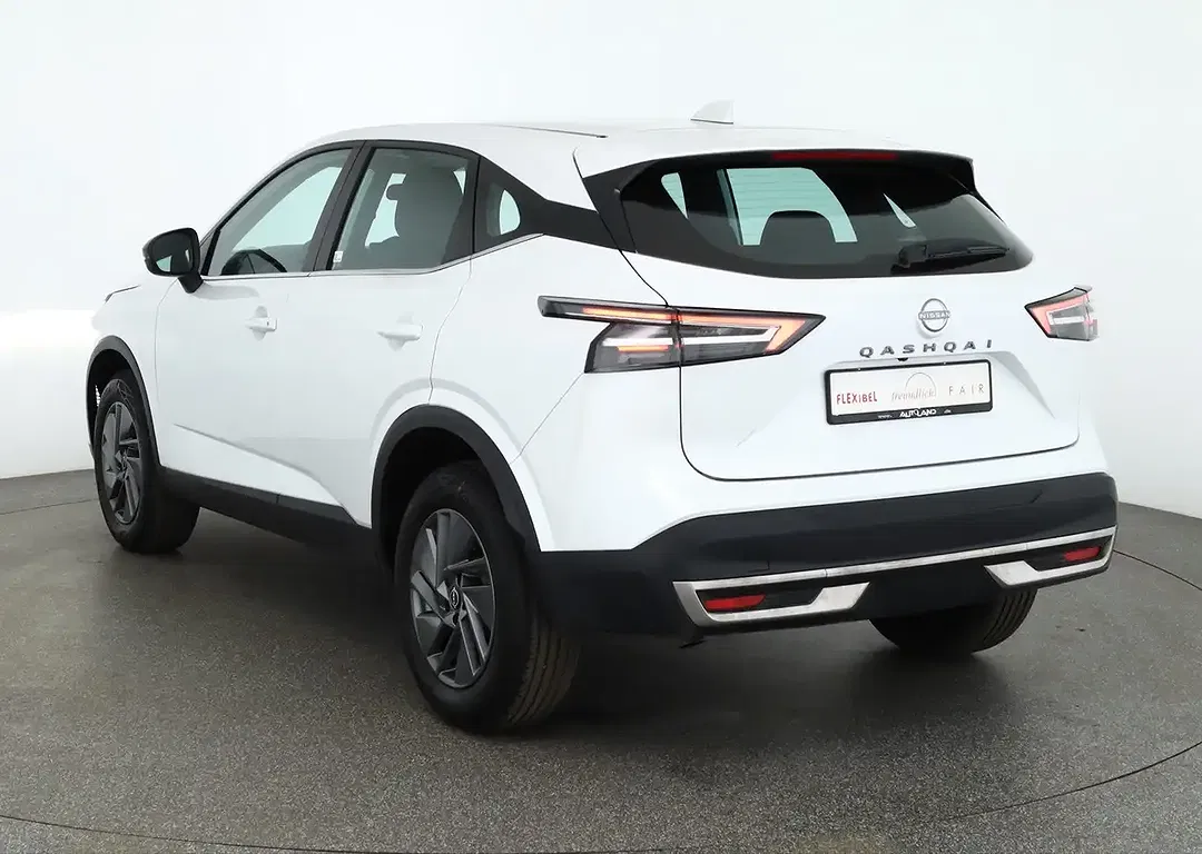 Nissan Qashqai 1.3 DIG-T Acenta - Thumbnail 2