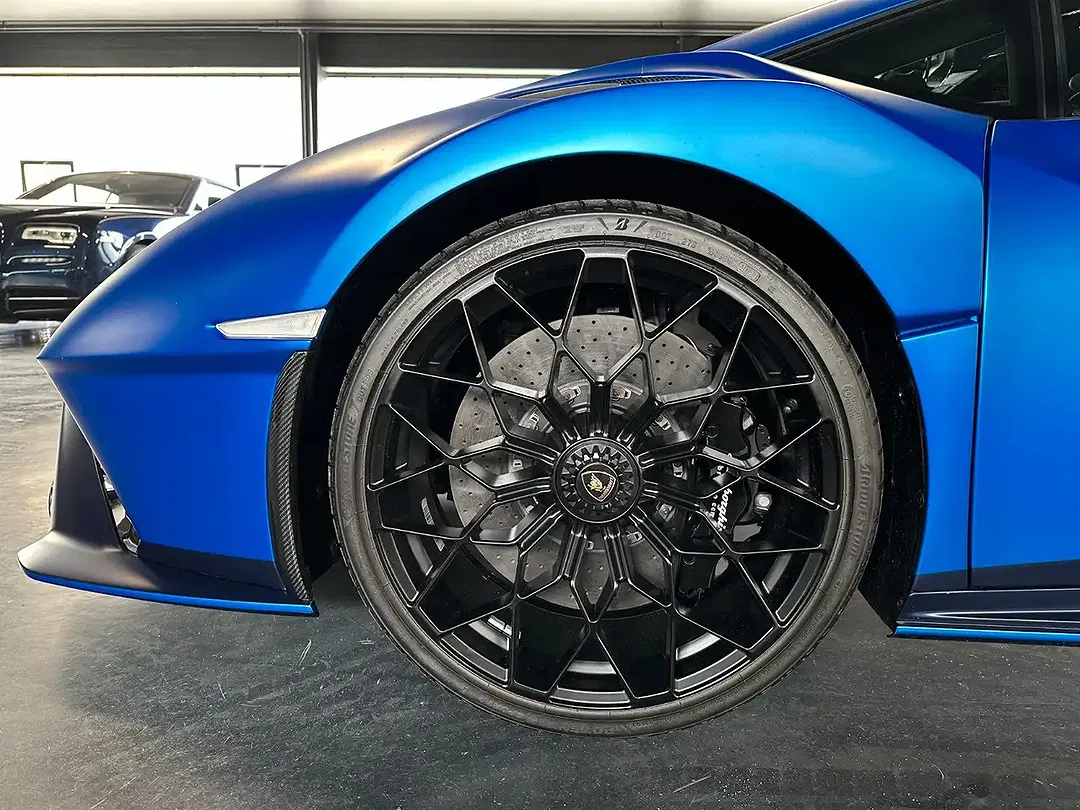 Lamborghini Huracán STO - Thumbnail 11