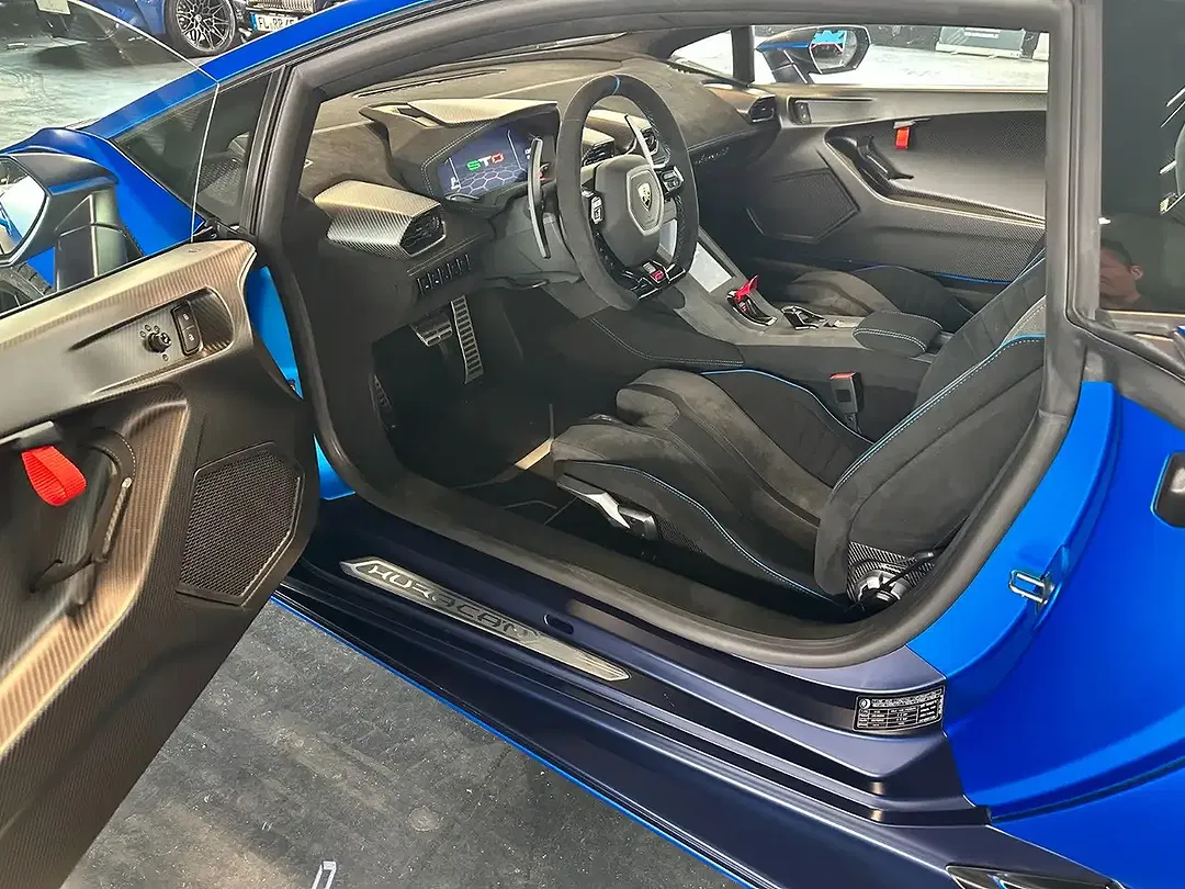 Lamborghini Huracán STO - Thumbnail 21