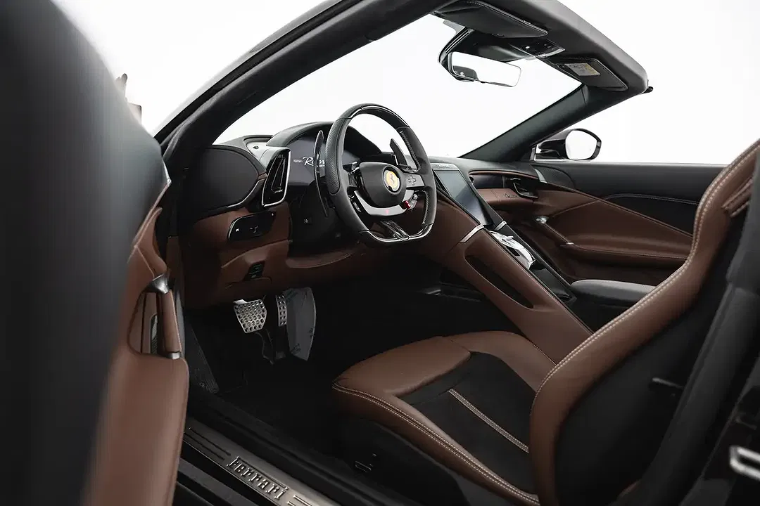 Ferrari Roma Spider - foto 15