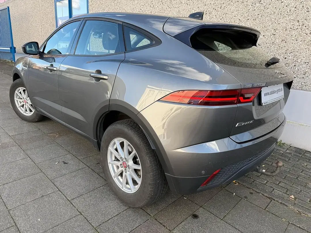 Jaguar E-Pace D150 - Thumbnail 9