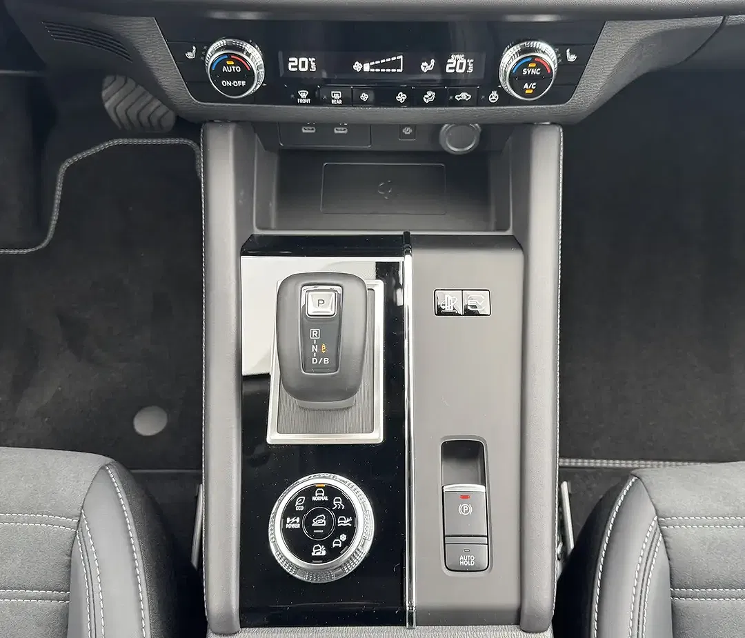 Mitsubishi Outlander 2.4 PHEV Plus - foto 15
