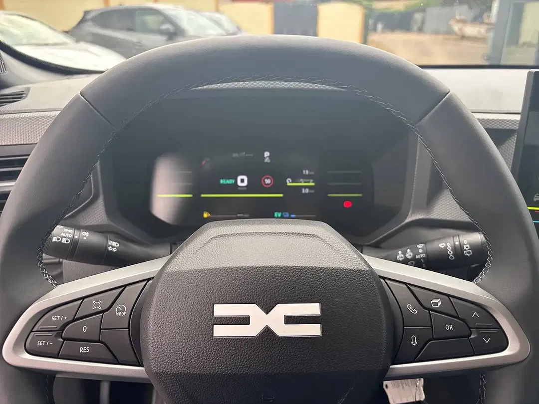 Dacia Duster Hybrid Expression - Thumbnail 12