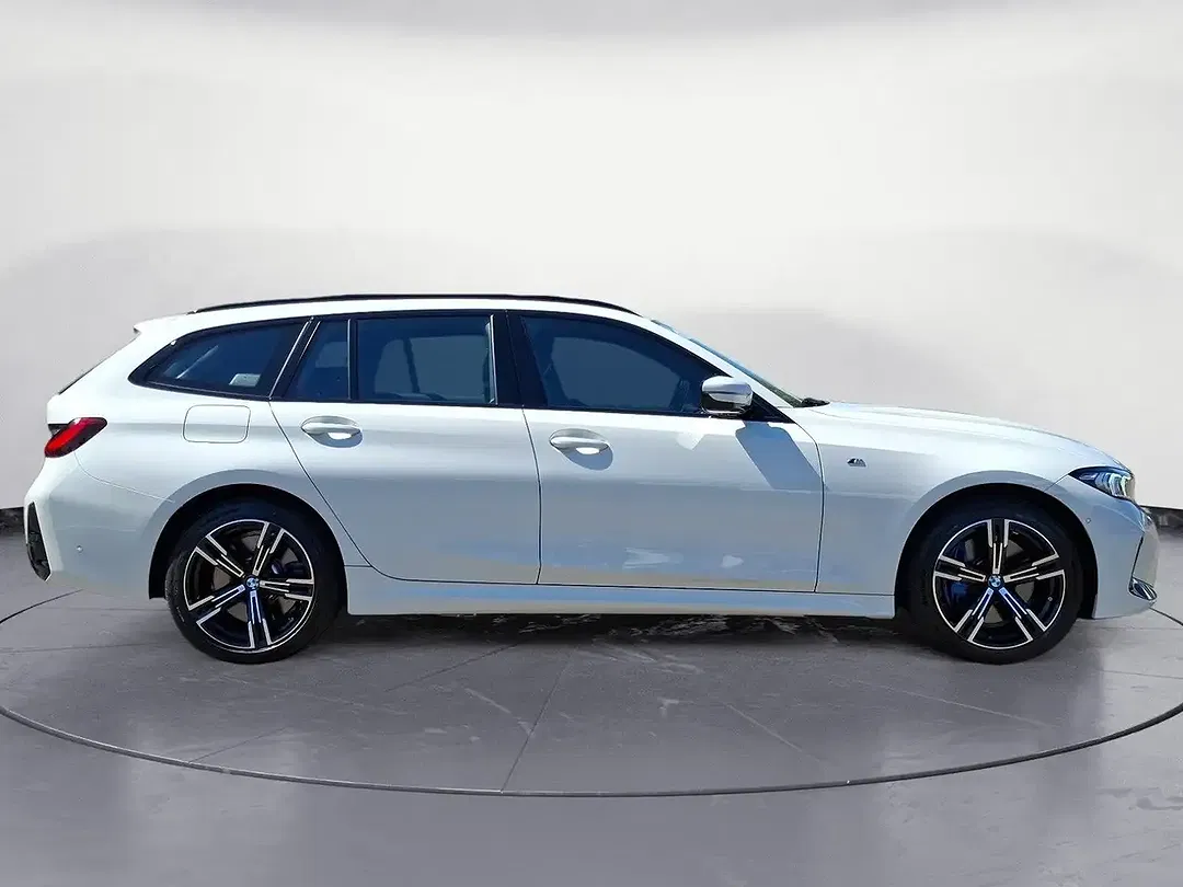 BMW 330 Touring M Sport - Thumbnail 5