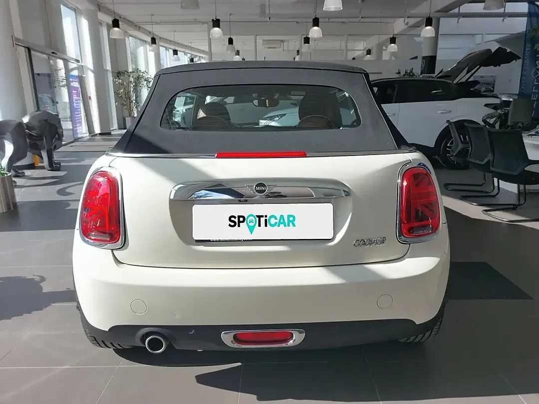 MINI Cooper Cabrio AUT - Thumbnail 5