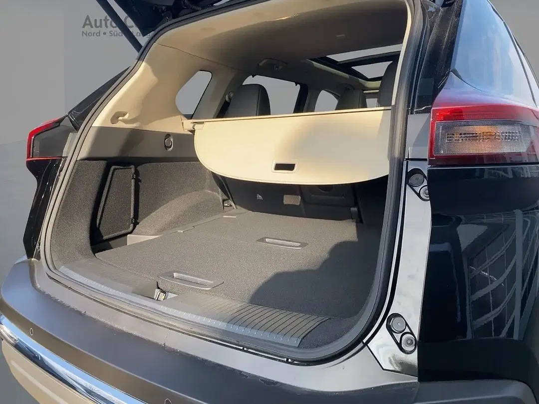 Nissan X-Trail e-Power e-4ORCE Tekna+ - Thumbnail 9