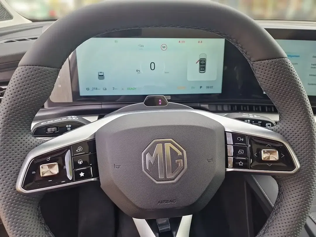 MG MGS9 PHEV Premium - Thumbnail 9