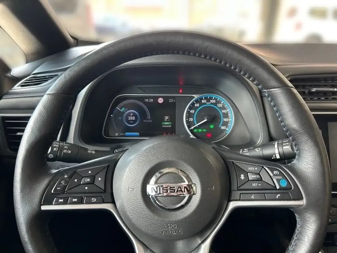 Nissan Leaf N-Connecta - Thumbnail 9